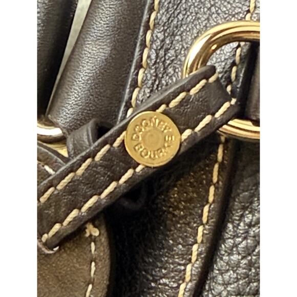 Dooney & Bourke Pebble Leather Sara Bag Deep Brown All Weather Leather EUC - Picture 12 of 16